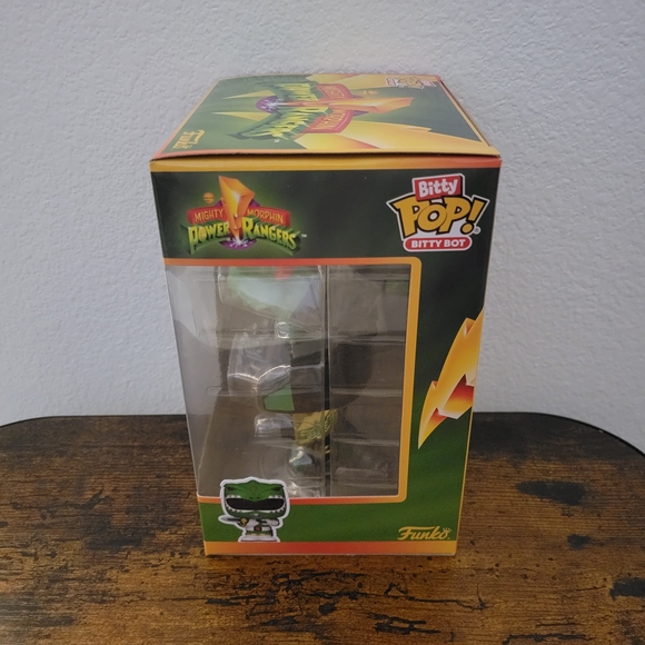 Funko Bitty Pop! Bitty Bot Dragonzord with Green Ranger - Picture 2 of 5